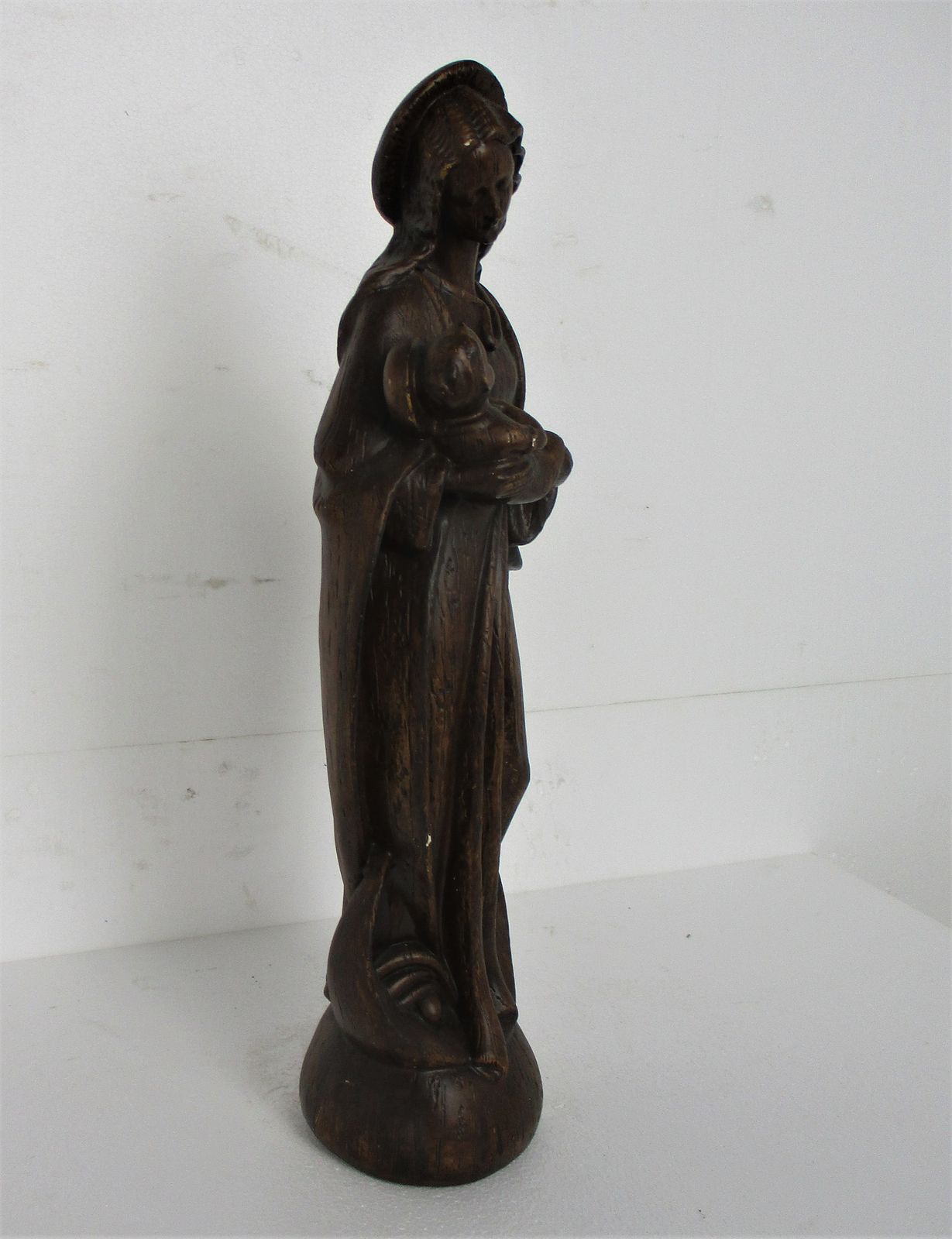 L Art Deco Virgin Mary Madonna Infant Child Plaster Statue Tenderness Lovely Chu photo vinterior