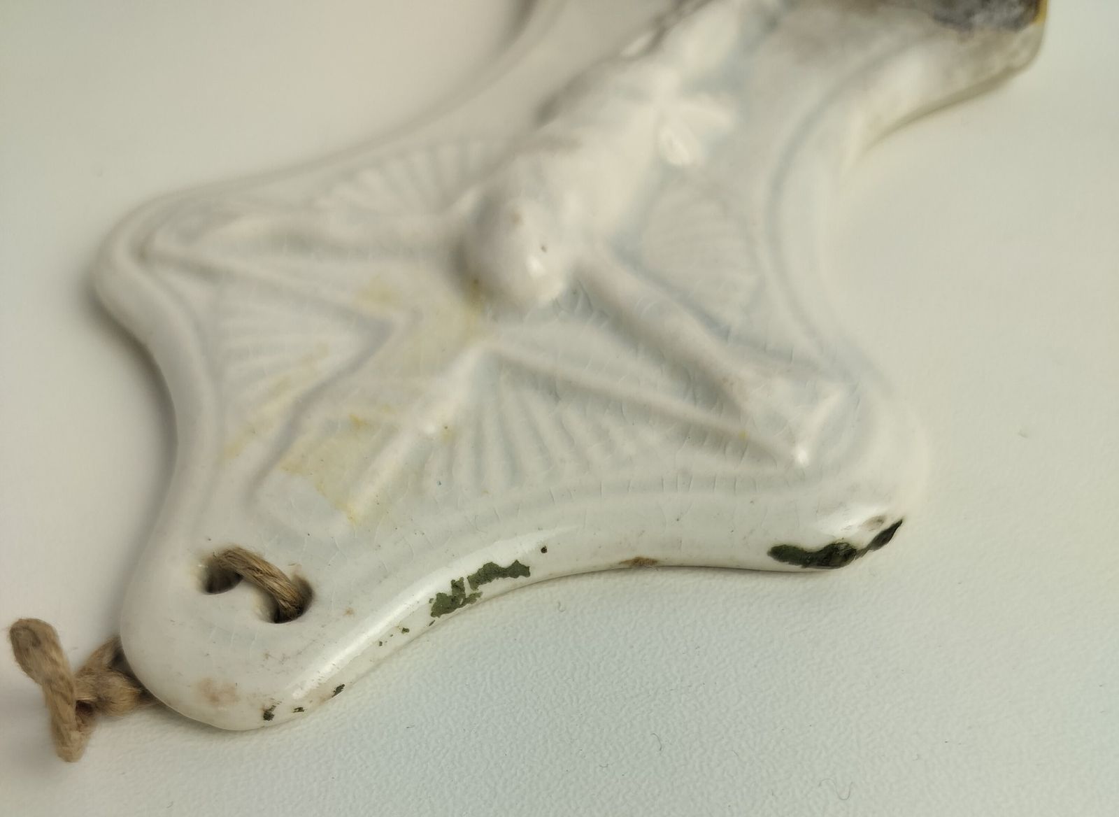 Antique Vessel Holy Water Font Bisque Porcelain Jesus Crucifixion Angel Gorgeous photo vinterior