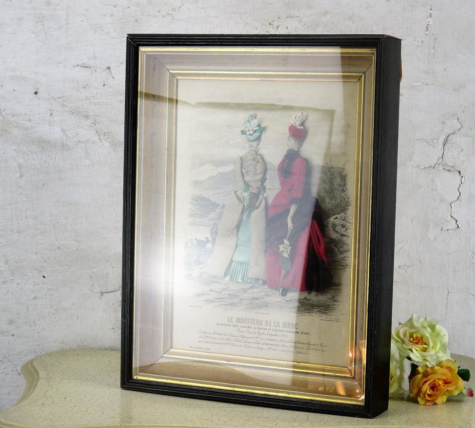 Moniteur De La Monde Fabric Embellished 3d Victorian Shadow Box Fashion Print photo Art