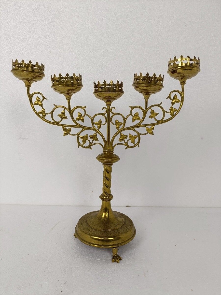 Candle Holder  Brass  Ornate Hollywood Regency Style Stylish Candelabra 5 Arm Le photo furniture