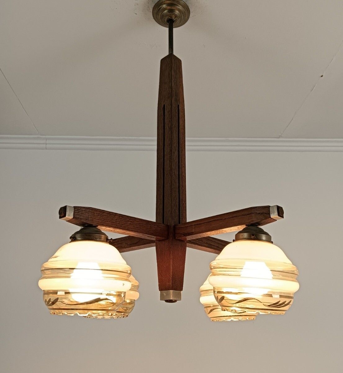 Art Deco Antique Chandelier 4 Lights Glass Shades Stylish Fixture Beautiful photo furniture