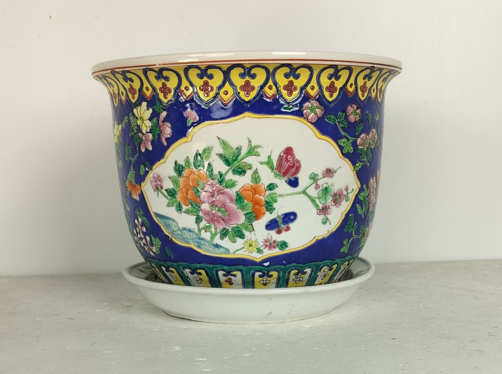 Chinese Porcelain Enamel Koi Fish Bowl Planter Vase Vintage Cachepot With Dish A photo furniture