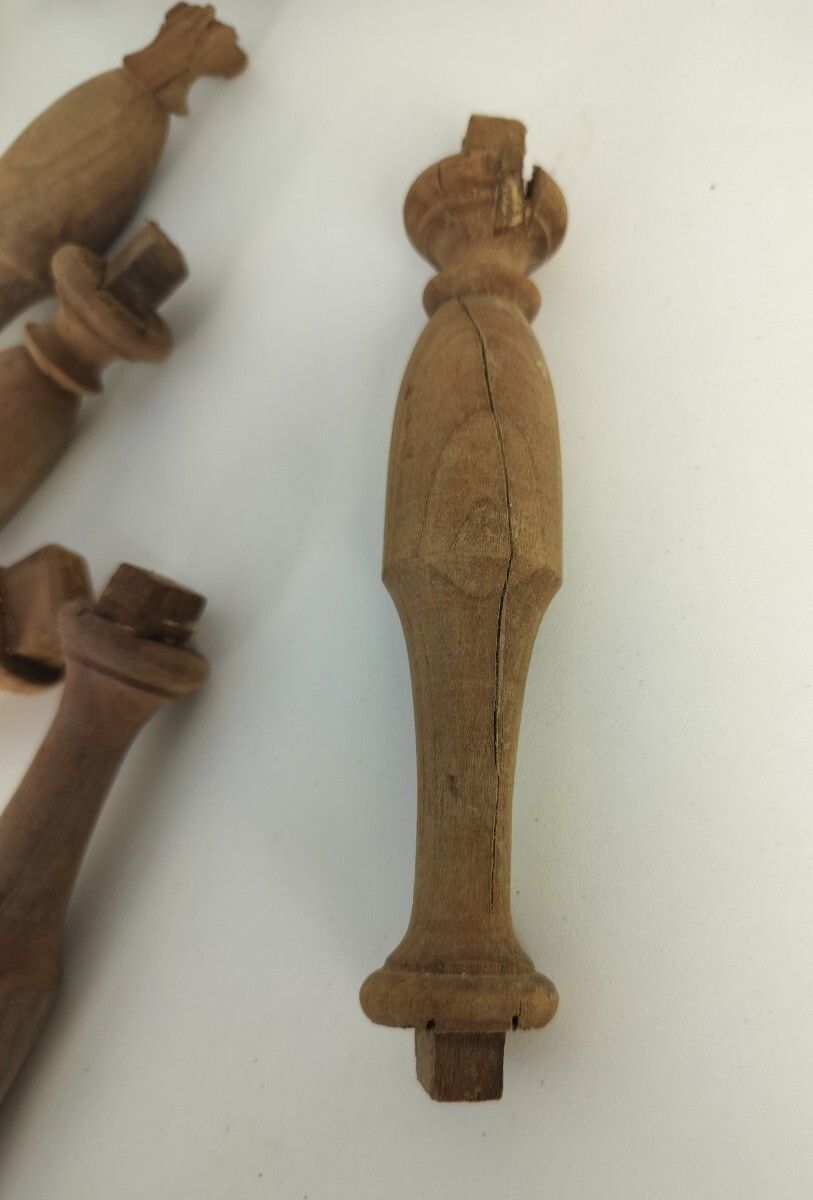 Set Of 22 Antique  Reclaimed Carved Wood Spindles Balusters Trim Posts Pillar Sa photo buy