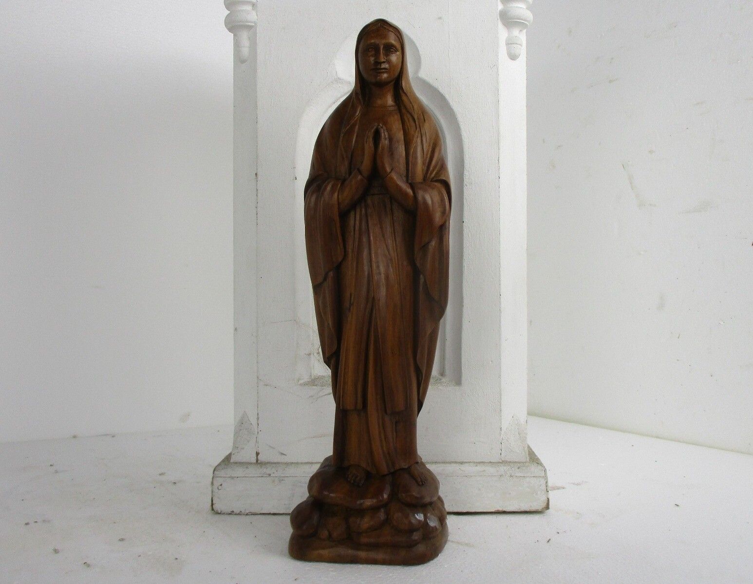Hand Carved Wooden Statue Virgin Mary Our Lady Madonna Walnut Ornate photo Art