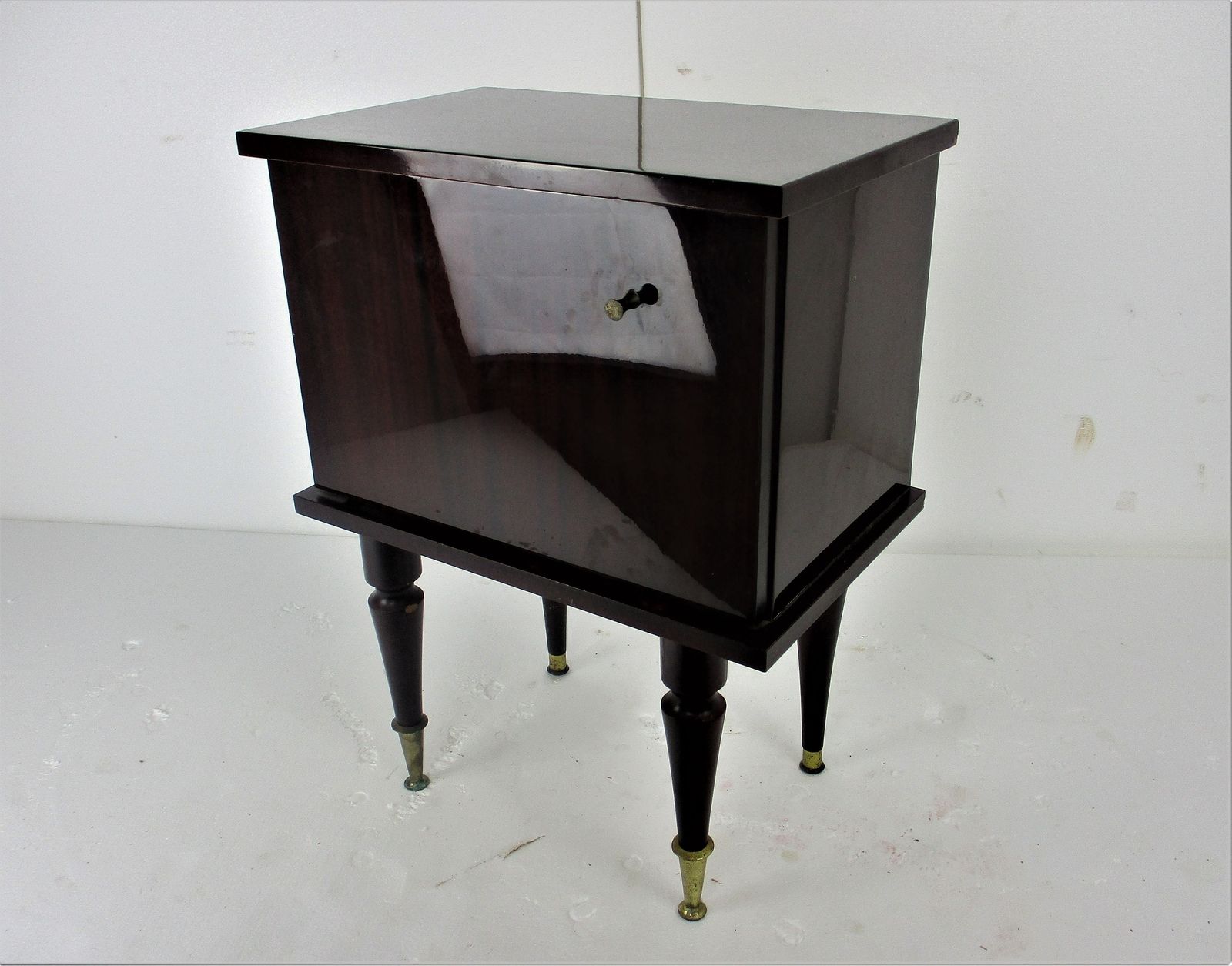 Vintage Funky Lacquered  Nightstand Wood Mid Century Modern Style End Table Comm photo furniture