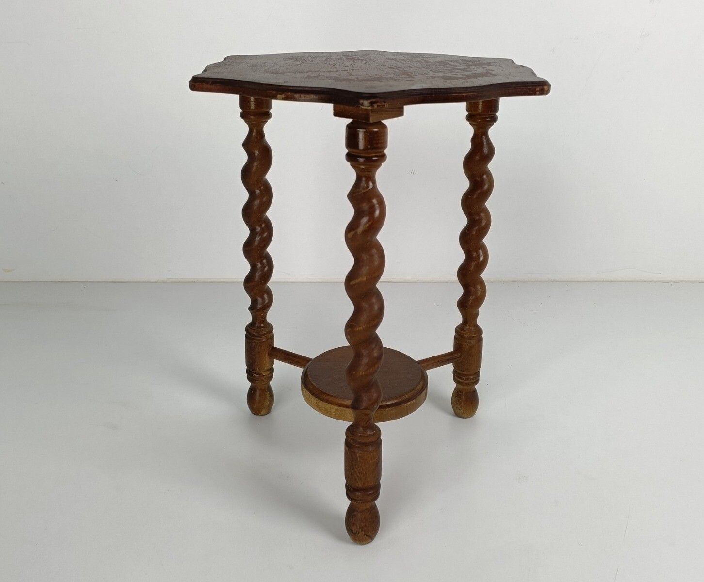 Barley Twist Wooden Side Display Coffee Side Wine Occasional Table Barn Country photo furniture