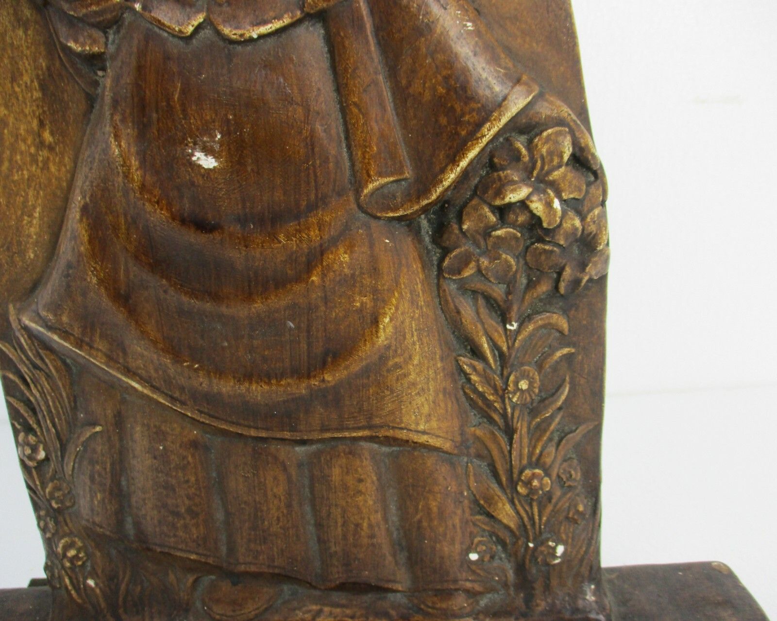 Wall Hanging Statue Tableaux Virgin Mary Infant Madonna Infant Plaster Ave Maria photo Art