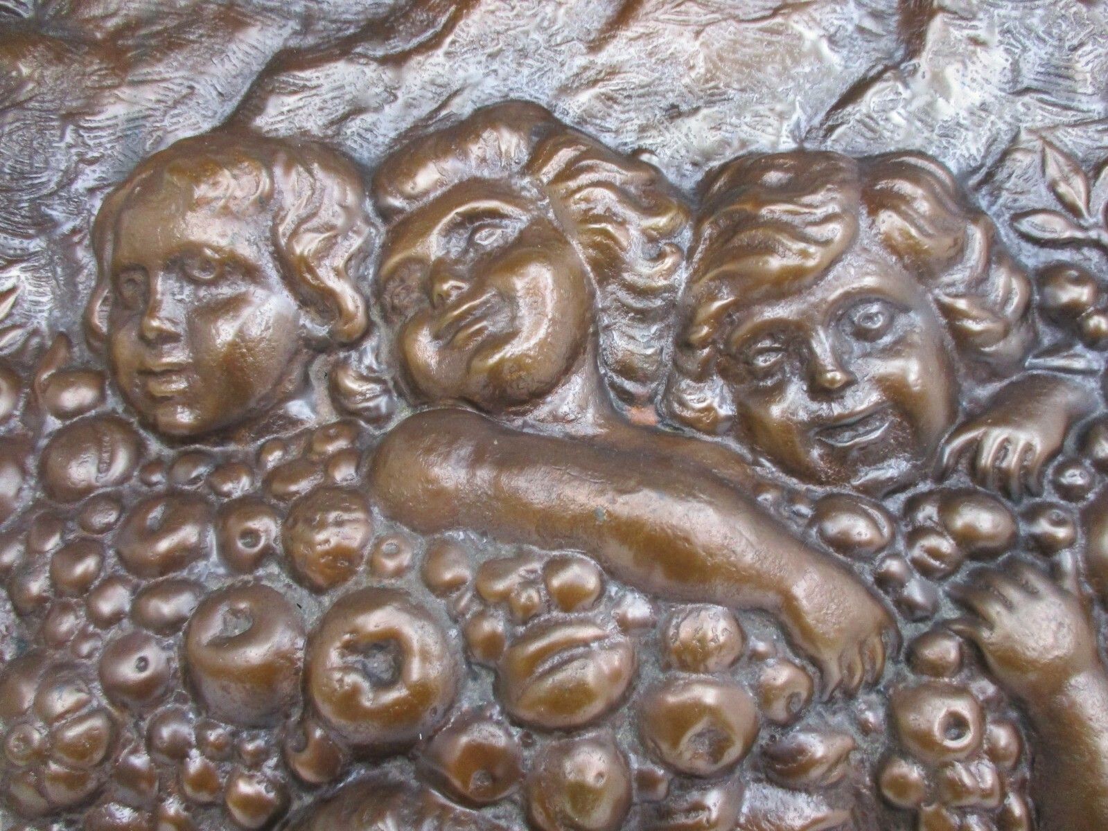 Hammered Copper Framed Wood Ornate Wall Decor Plaque Putti Cherubs Grapes Lovely photo for sale