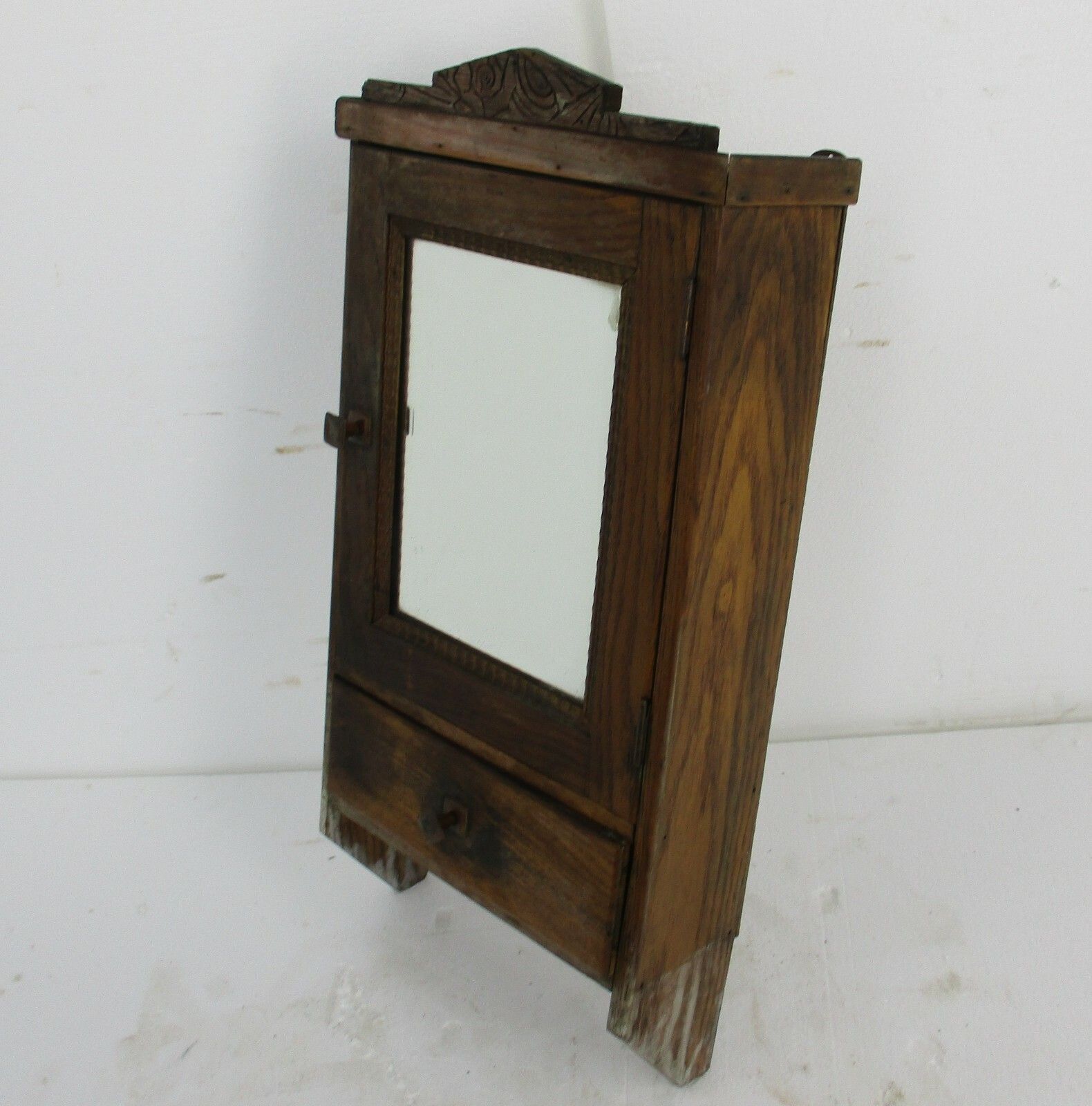 Kitchen Medicine Apothecary  Bathroom Cabinet Beveled Glass Beautiful Barn Style photo vintage