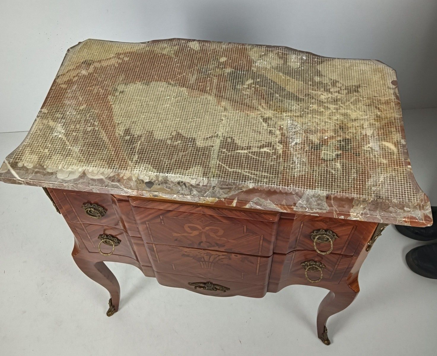 photo vintage Cabinet Wood Marble Top Inlay Marquetry Brass Trims Commode End Table Vintage Wo