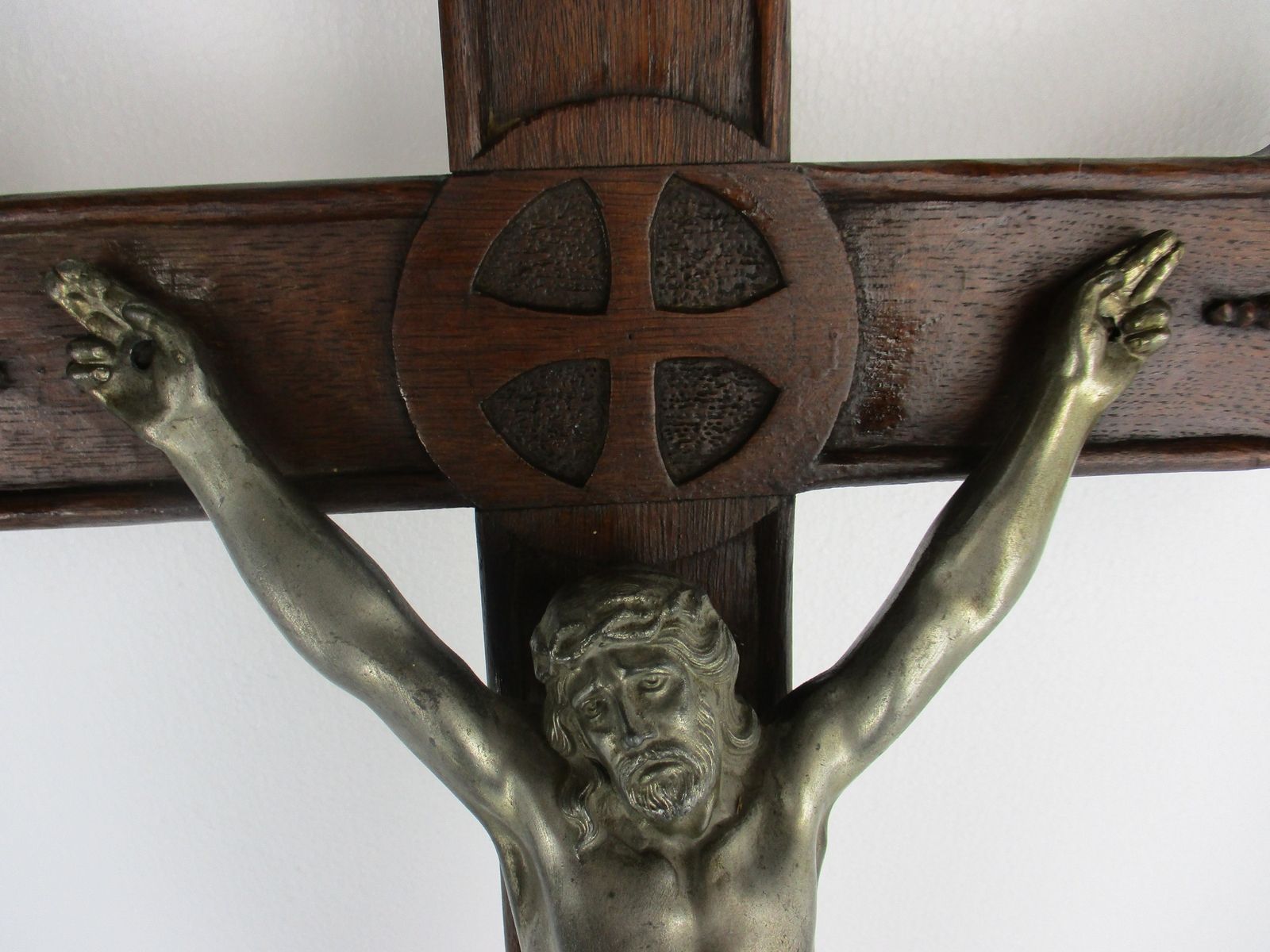 Xl Hand Carved Wood Hanging Ornate Church Chapel Crucifix Faux Brass Spelter  Co photo for sale
