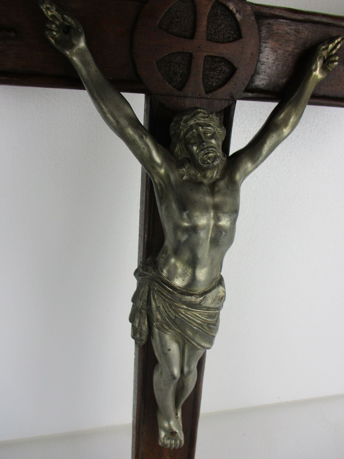 Xl Hand Carved Wood Hanging Ornate Church Chapel Crucifix Faux Brass Spelter  Co photo Art