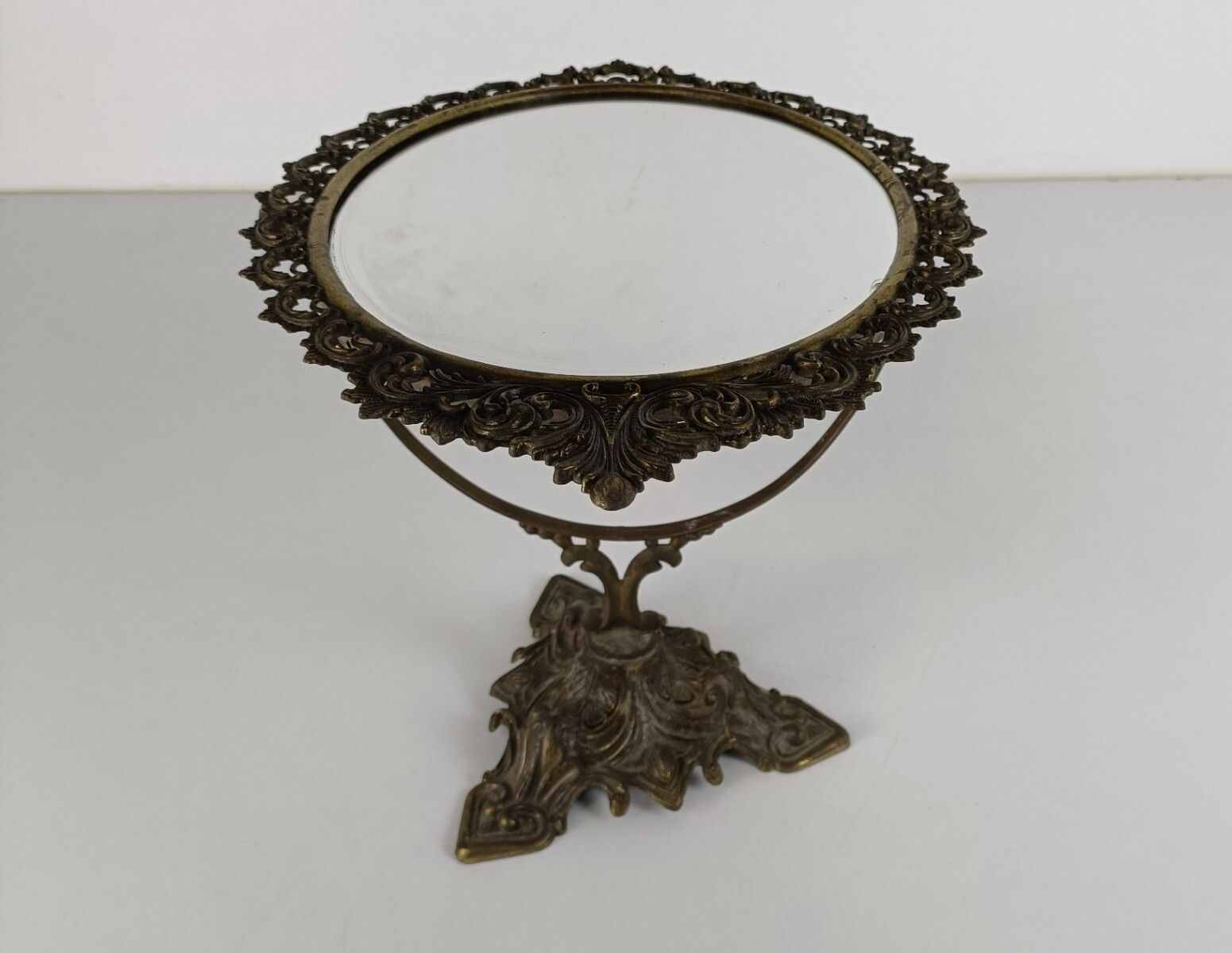 Rococo Ornate Brass Standing Adjustable Swivel Makeup Vanity Mirror Frame Swivel photo vinterior