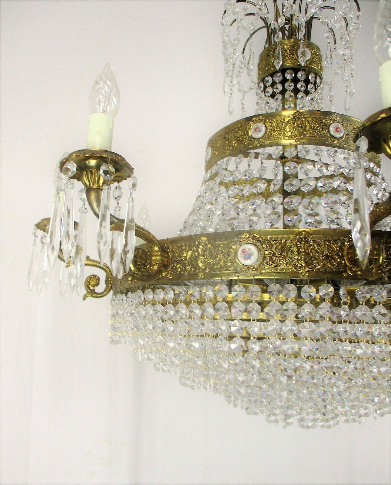Huge Ballroom Wedding Chandelier Beaded Basket Crystal Prisms 17 Lights Limoges photo vintage