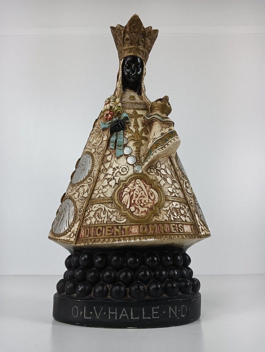 Large  Black Madonna De Hal Halle Virgin Mary Statue Figurine Plaster Collector photo vintage