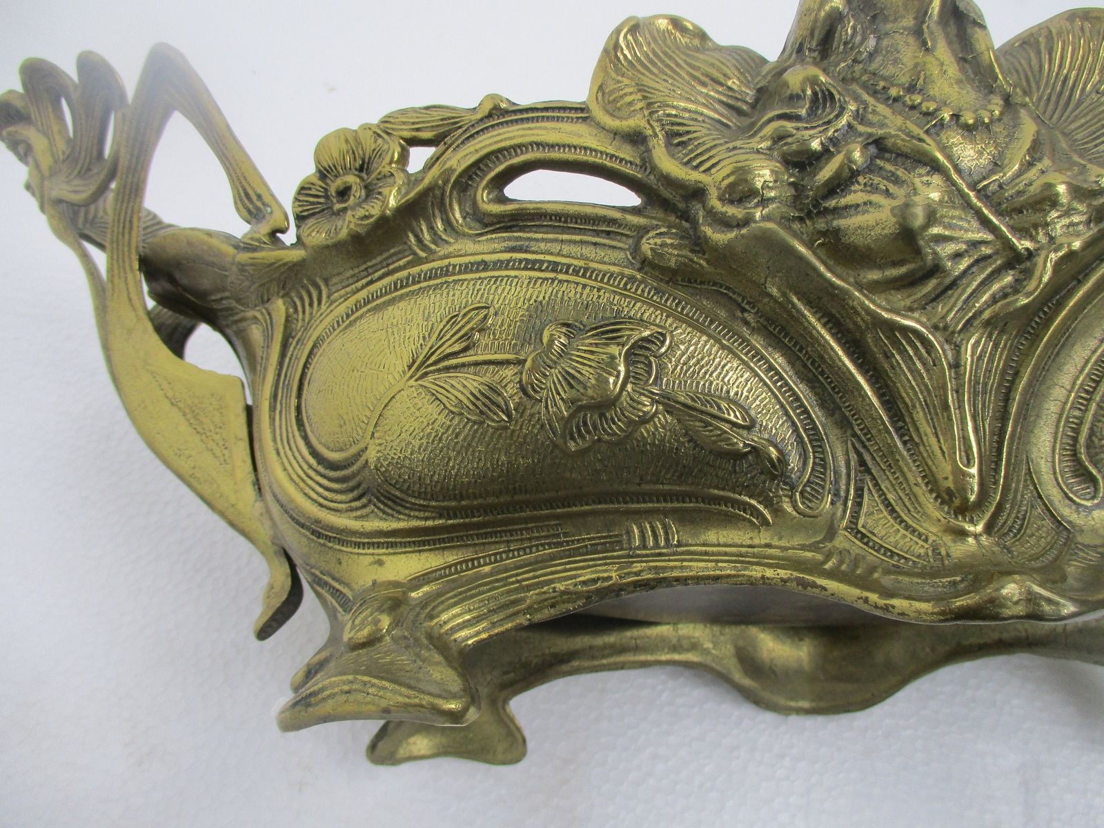 L Art Nouveau French Planter Jardinière Ornate Embossed Centerpiece Brass Merma photo vintage