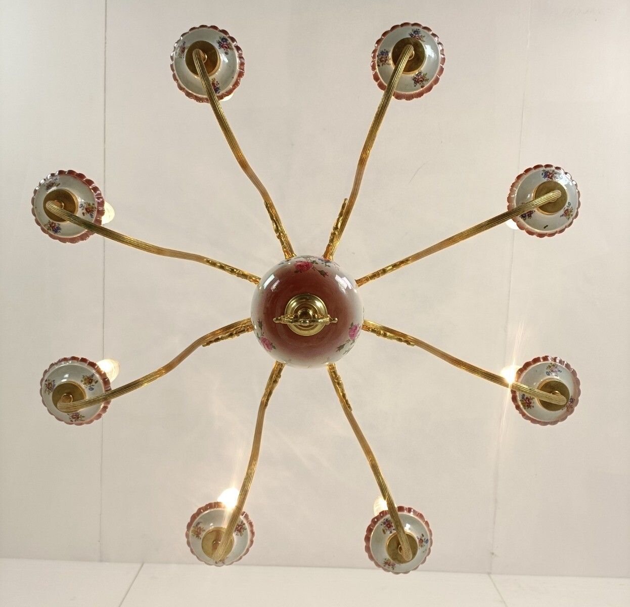 photo furniture Chandelier 8 Arms Lights Ceramic Porcelain Ceramic Brass Italian Pink Flowers