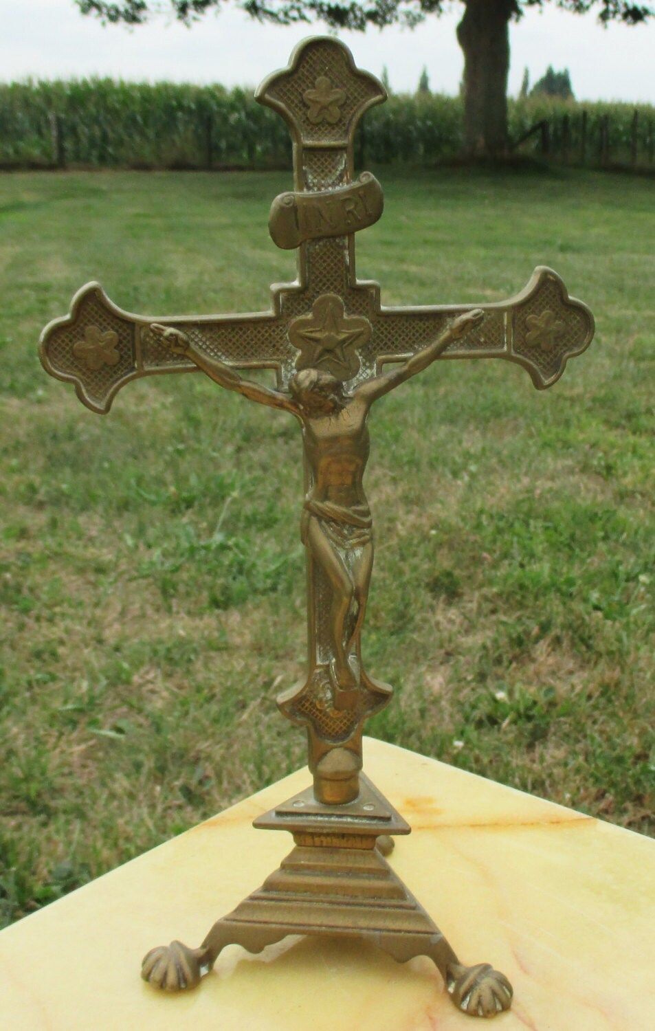 Beautiful Brass Table Crucifix Cross Memento Mori Decorative Jesus Christ 10.63&