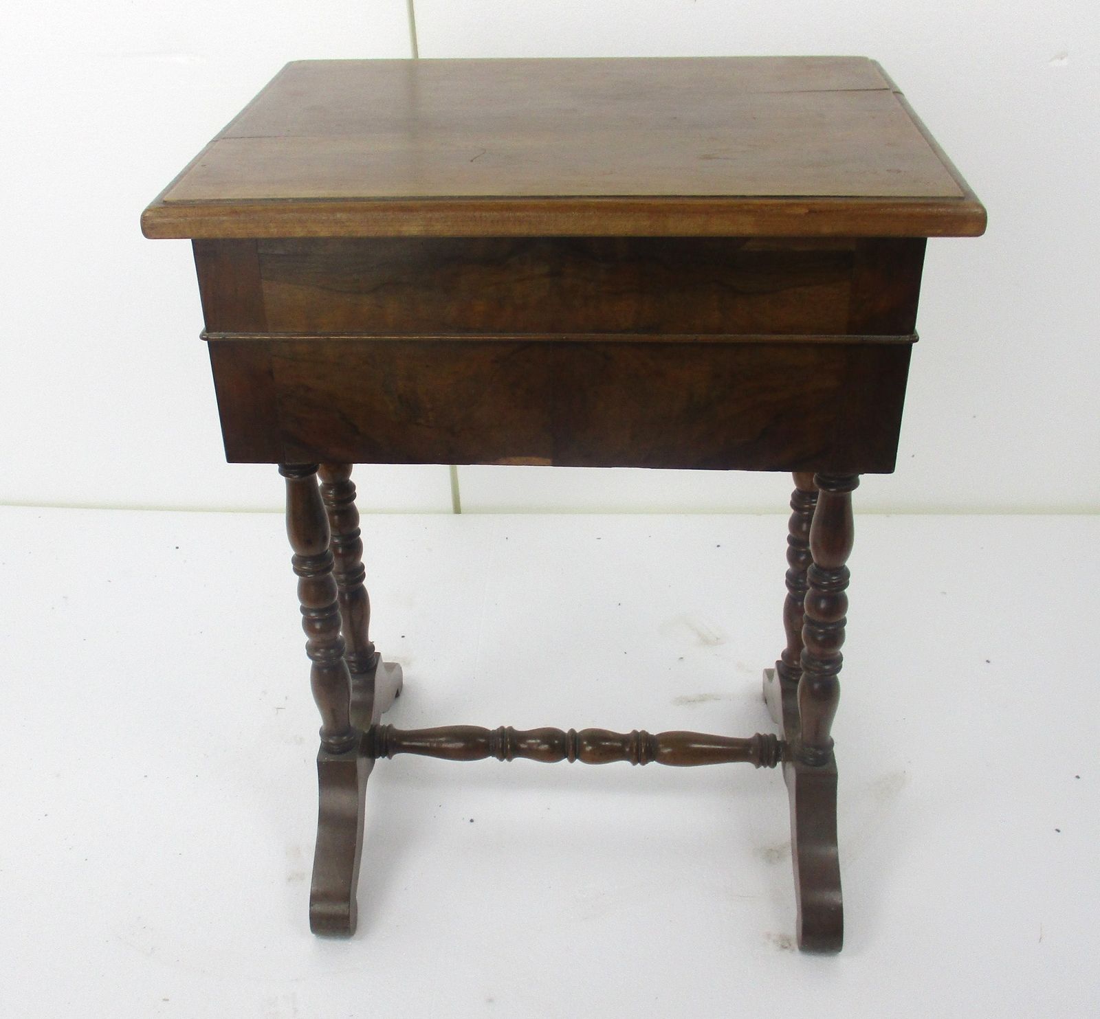 photo furniture Antique Table Cabinet Desk Hallway Furniture Drawer Edwardian Style Exquisite