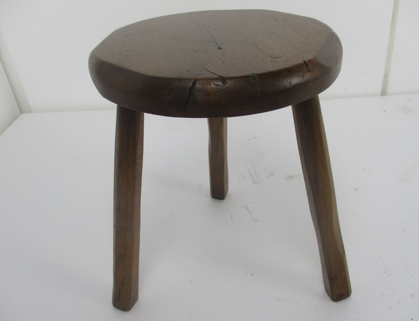 Antique  Hand Carved Wood Tripod Milking Stool Pedestal Table Pedestal Barn Styl photo furniture
