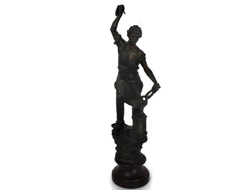 Sculpture Statue Spelter On Wooden Base Working Man Smith Art Deco Figurine 17.7