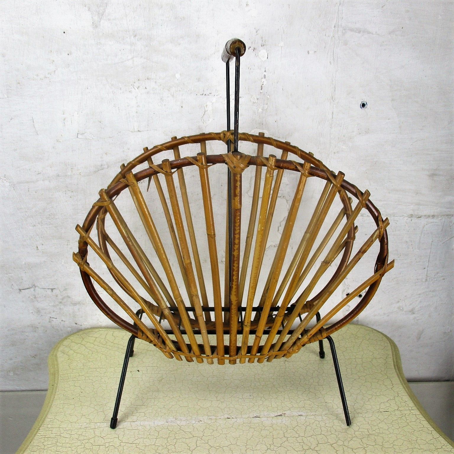 Mid Century Modern Rattan Magazine Newspaper Basket  Rack Box Modernist Htf photo vinterior