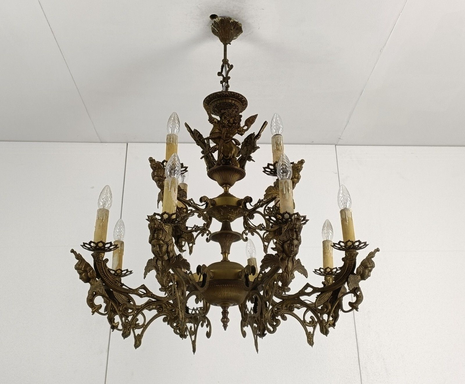 Large French Impressive 12 Arms Lights Castle Medusa Chandelier Lion Heads Htf photo furniture