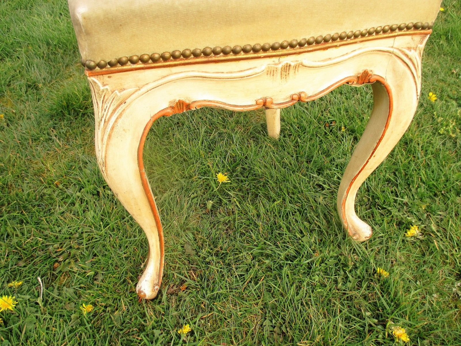 Elegant Louis Philippe Antique Chair White Beige Velvet Fabric Carved Wood photo vinterior