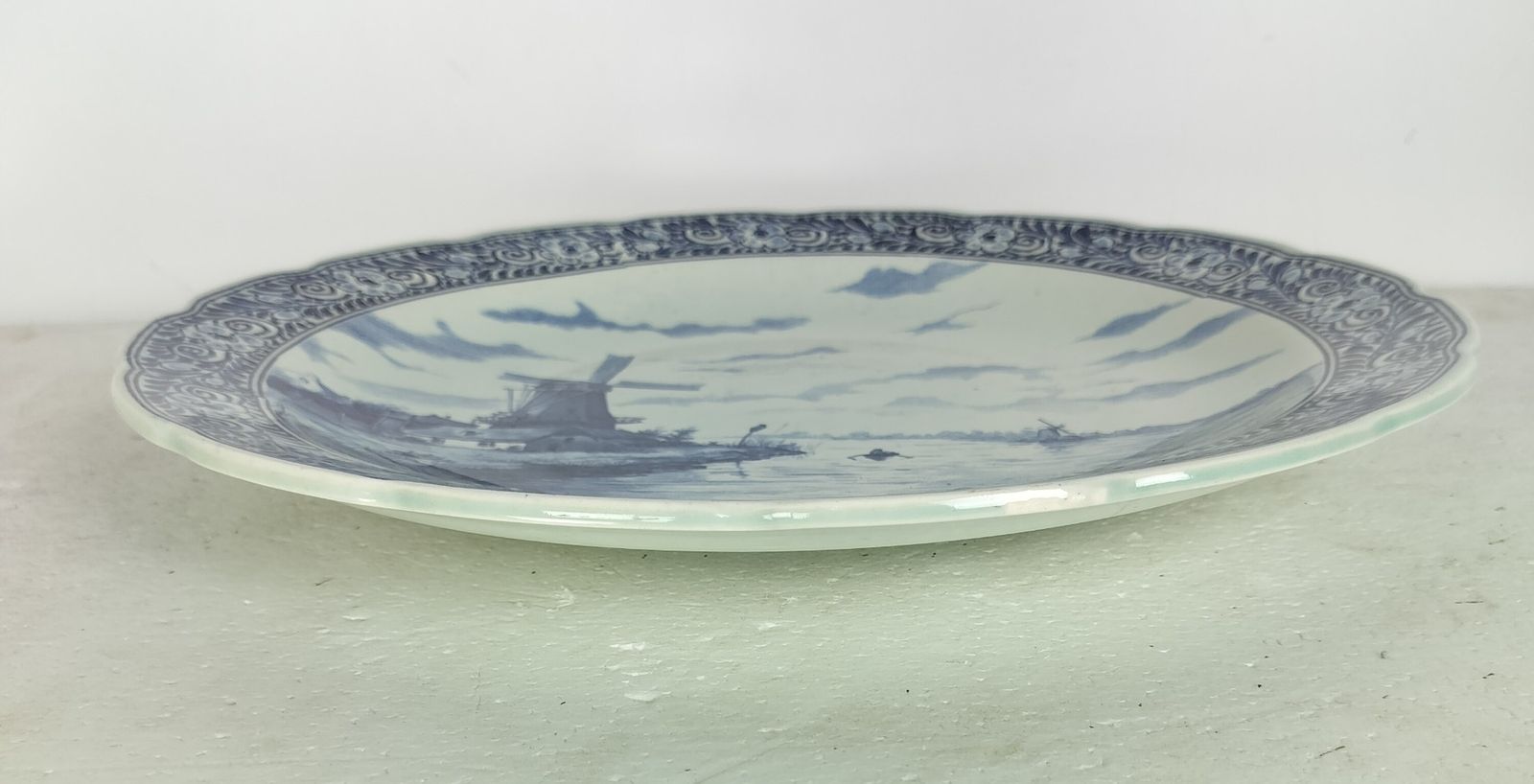 Boch Delft Blue Hand Painted Wall Charger Plate Blue White Royal Sphinx Maastric photo 65.0