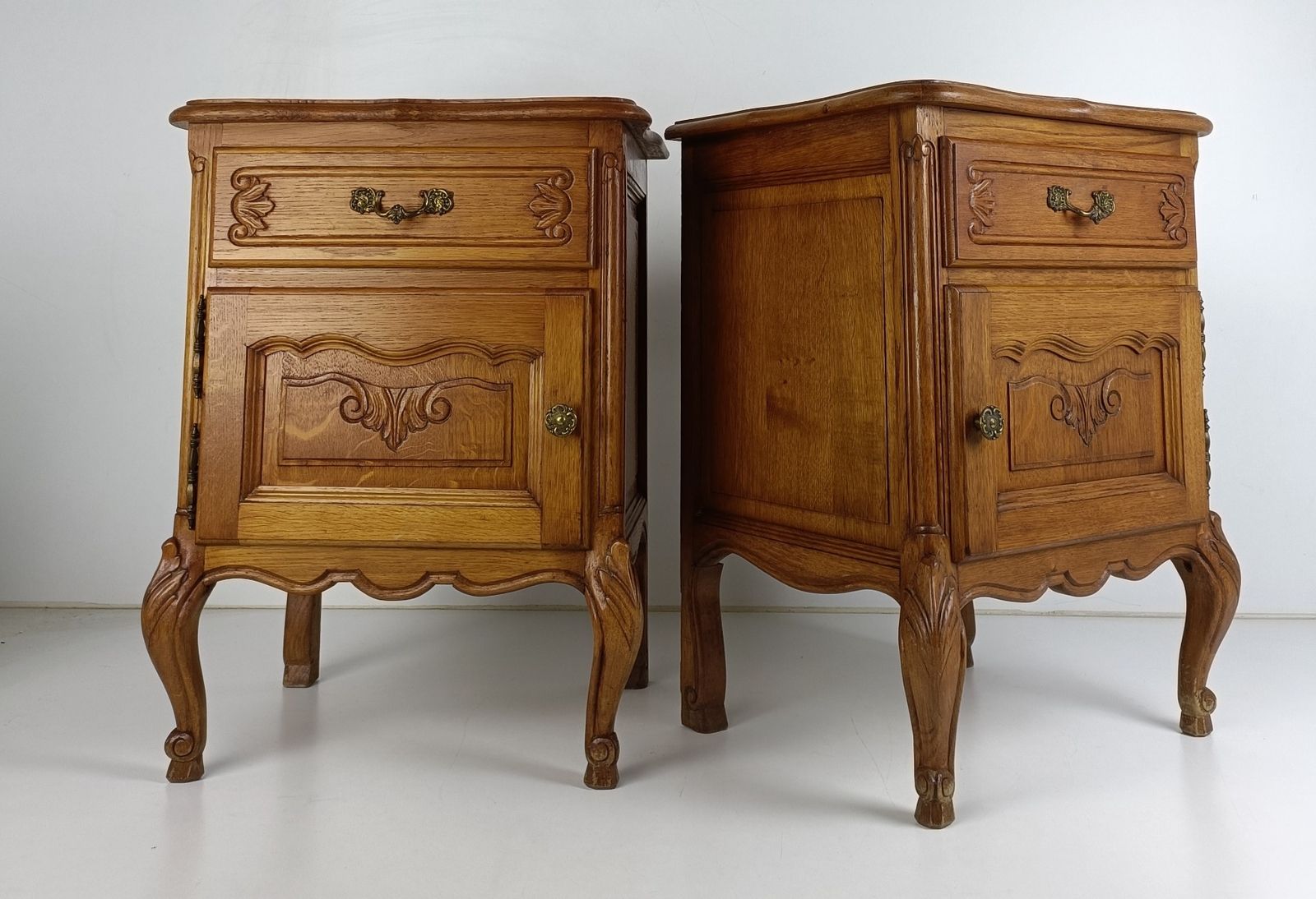 photo for sale Pair Of Nightstands End Tables Cabinets Louis XV Style Bedroom Cabinets Wood Gor