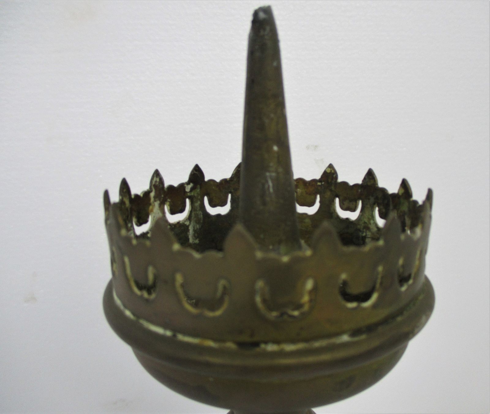 Antique Candle Holder Candle Stick Church  Chapel Altar Monastery Brass Lion Fee photo furniture