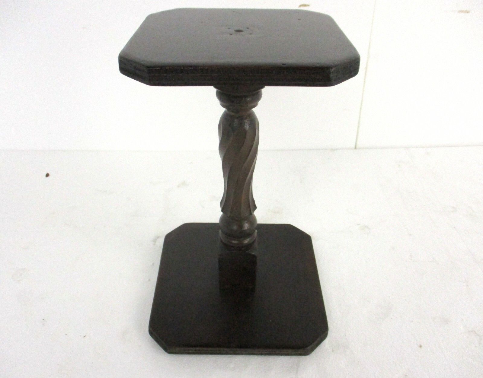 Hand Carved Wooden Pedestal Display Side Table Plant Stand Barn Country Style photo furniture