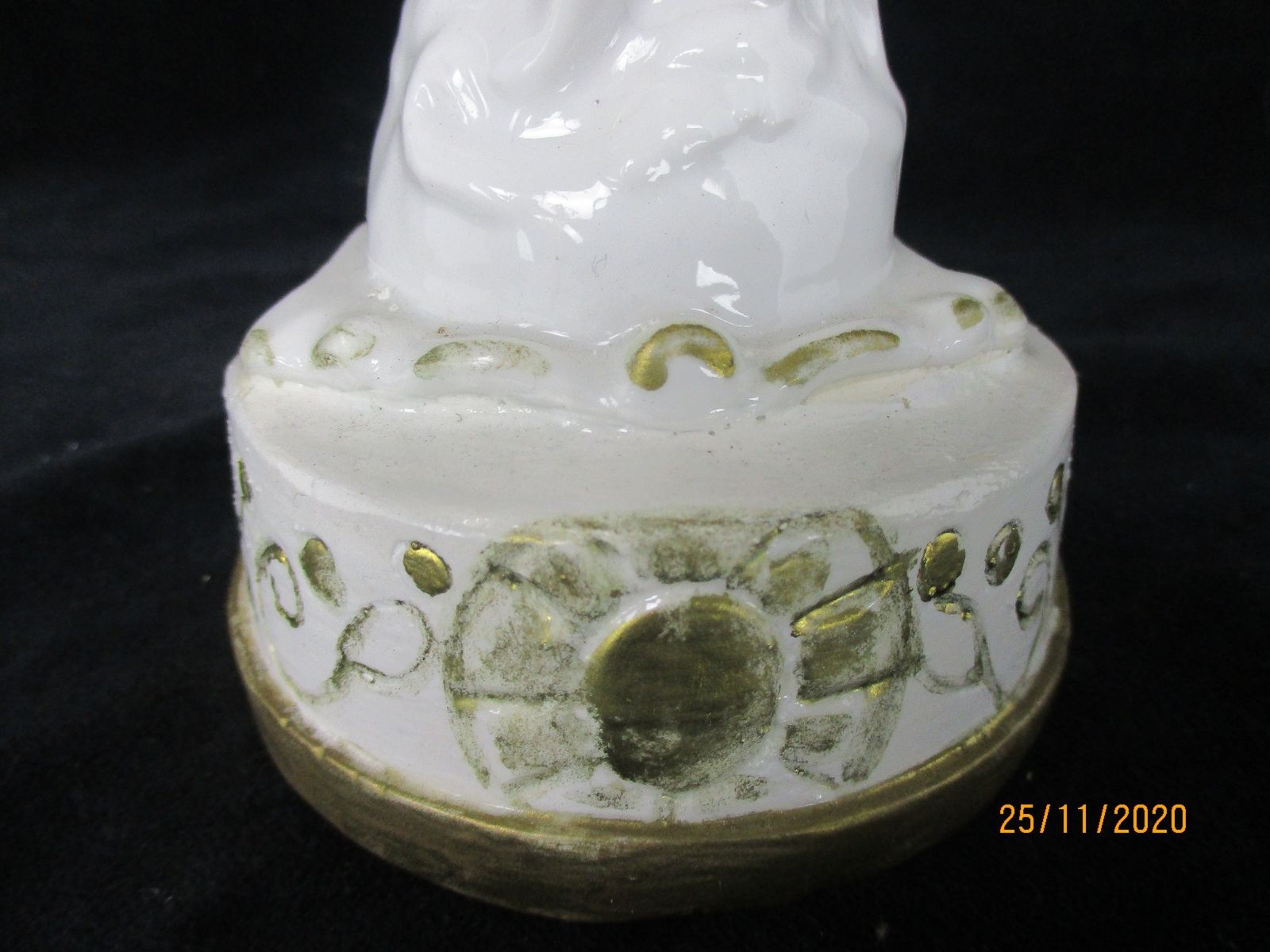 Antique Porcelain Statue Virgin Our Lady Mary Madonna Open Arms Gorgeous 7.87&Qu photo for sale