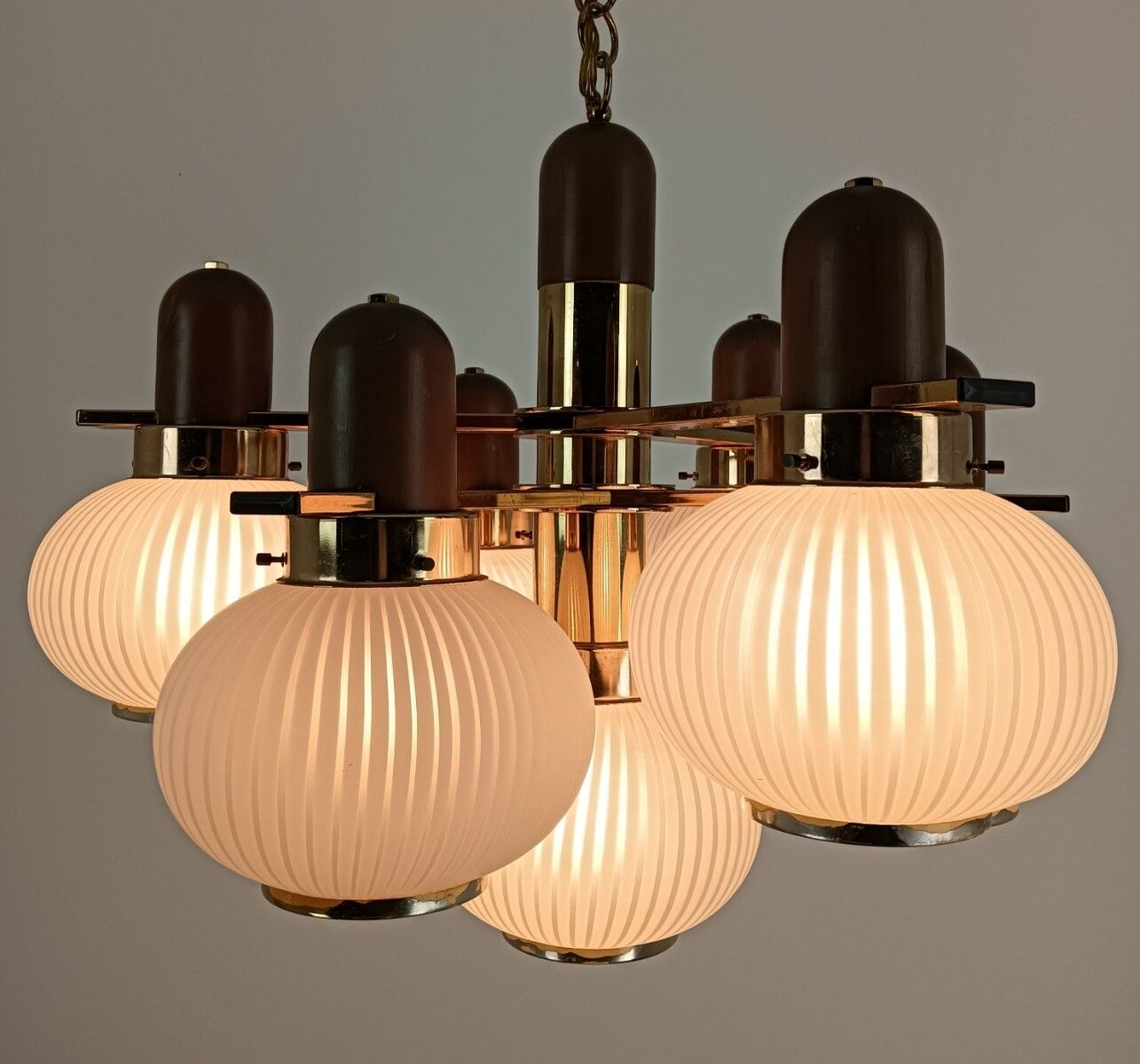 photo furniture Vintage Chandelier 7 Lights Glass Shades Teak Wood Gold Chrome Funky Wow