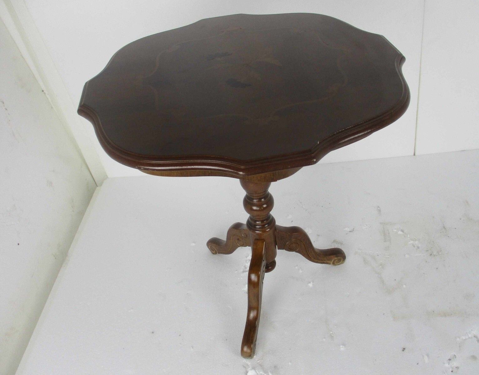 Italian Hand Carved Wood Coffee Wine Side Table Inlay Marquetry Tripod Pedestal photo vintage