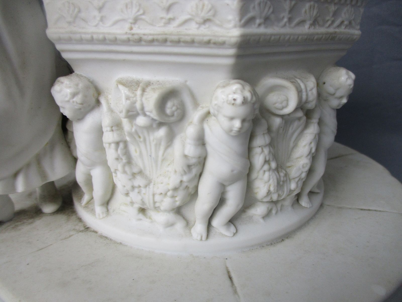 Bisque Figurine Woman At Well Antonio Pandiani Copy Mira Silex Mirusque Latex Qu photo Home Decor