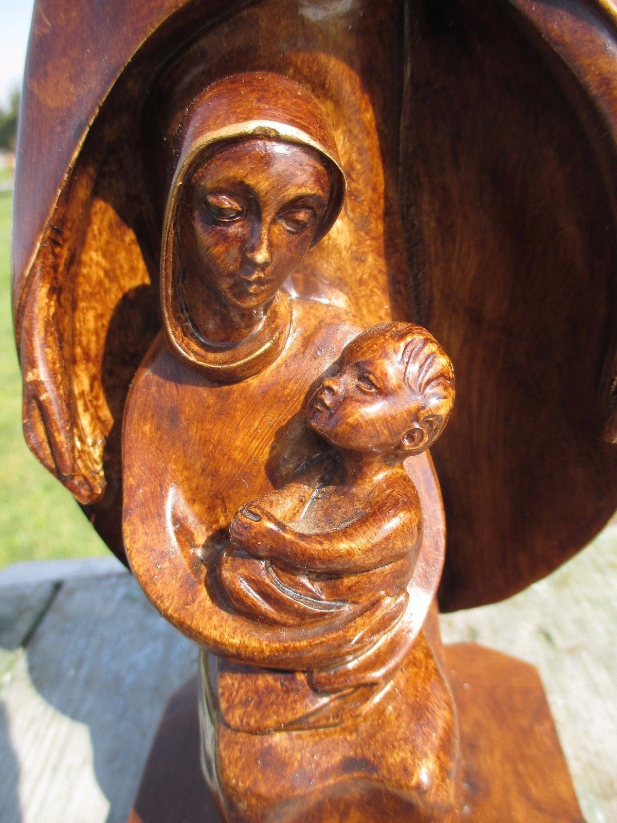 Small Statuette Figurine Family Mother And Child Father Protection Resin Lovely photo Home Decor
