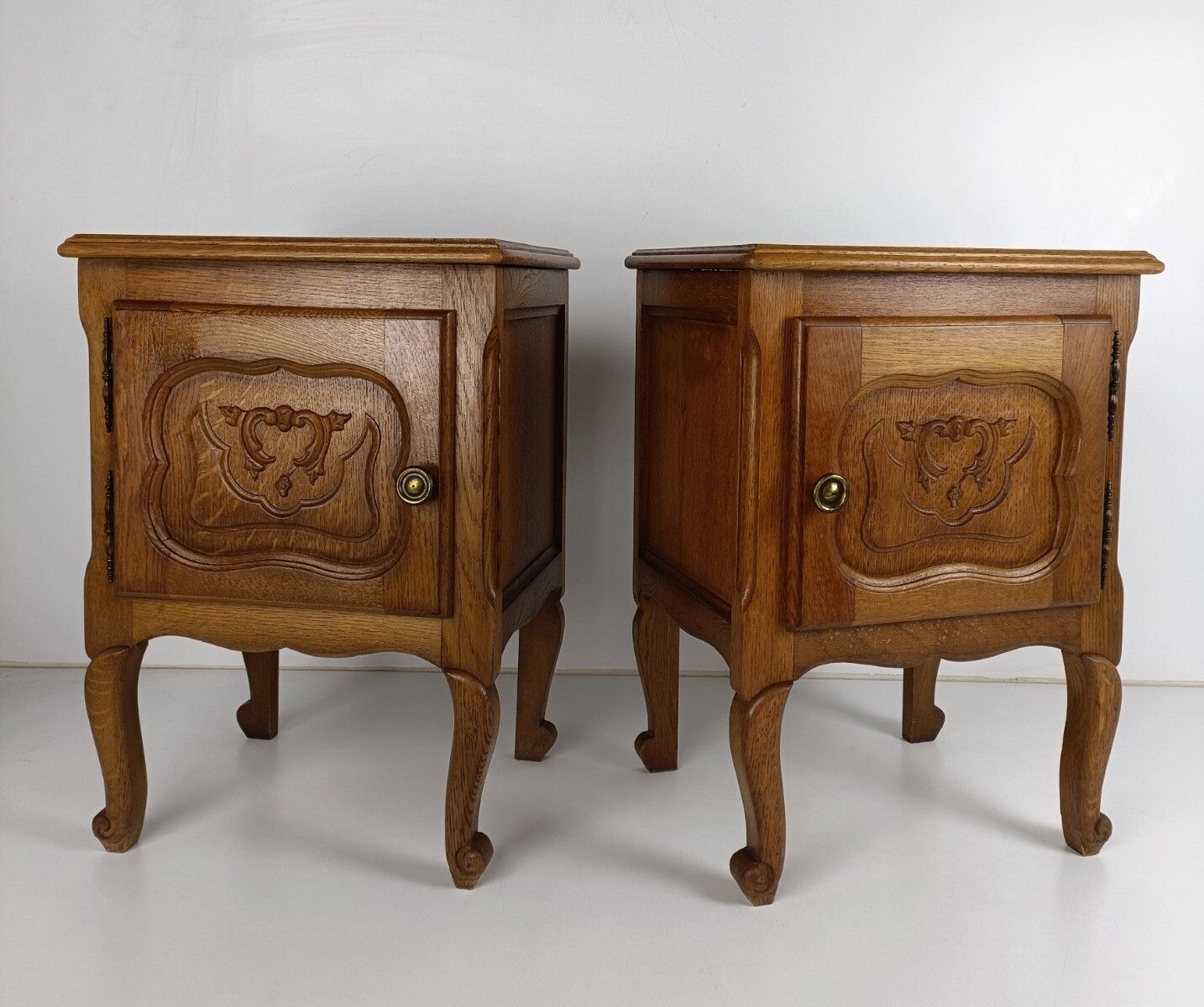 Pair Of Nightstands End Tables Cabinets Louis XV Style Bedroom Cabinets Wood Vin photo for sale