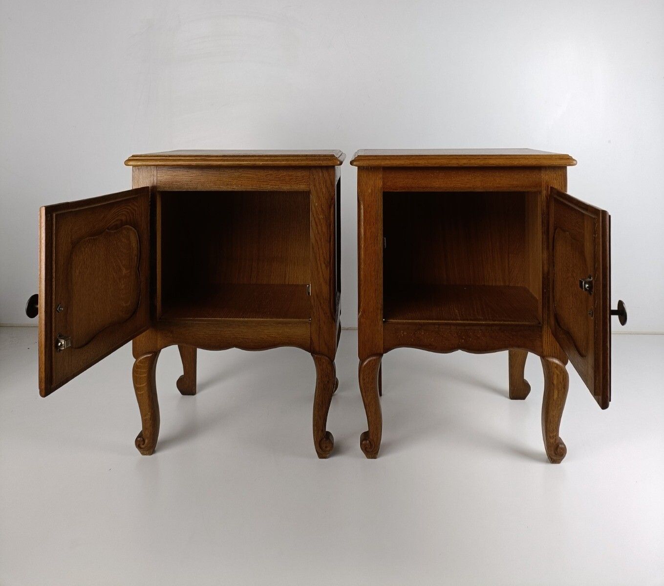 photo for sale Pair Of Nightstands End Tables Cabinets Louis XV Style Bedroom Cabinets Wood Vin