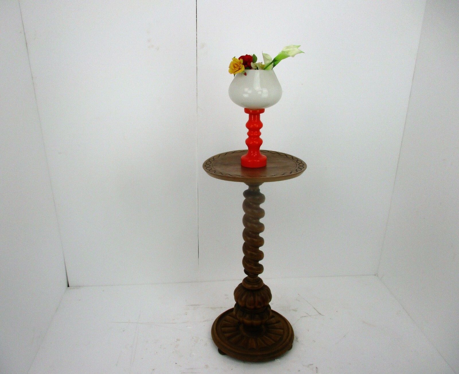 Hand Carved Wood Barley Twist Pedestal Display Side Table Plant Stand Ornate Top photo vinterior