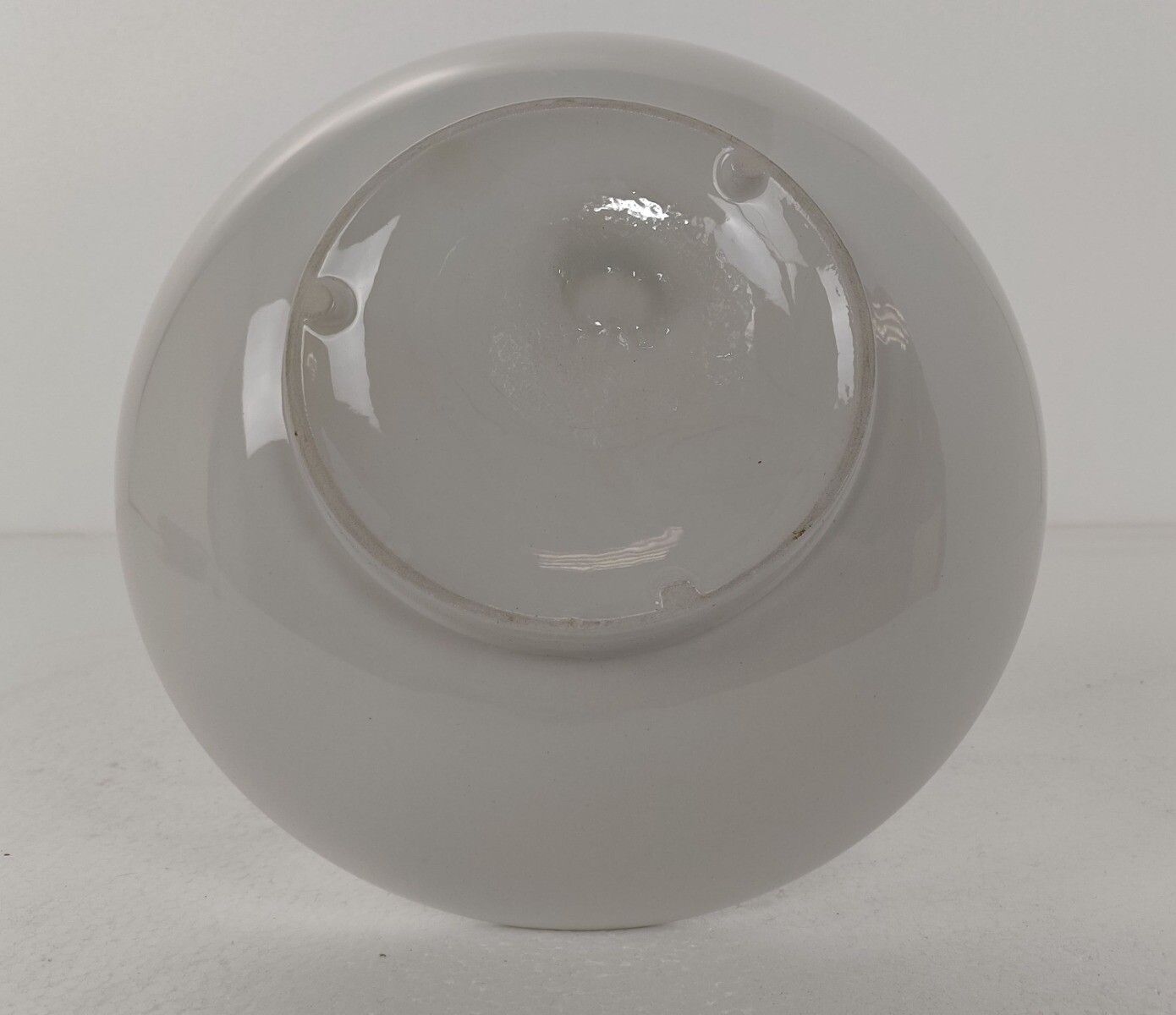 Pino Spagnolo Design For Sicart Post Modern Vase  Italy Space Age Modernist Whit photo 566.0