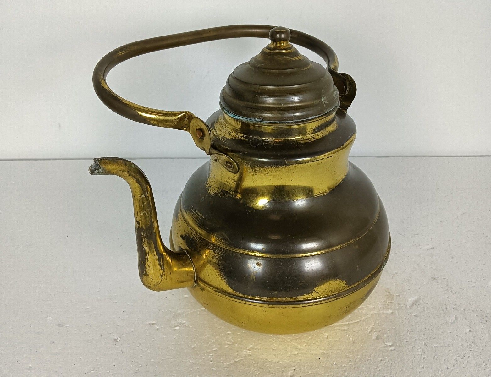 Antique Brass Tea Coffee Water Kettle, Funky Hammered Brass Decorative photo vintage