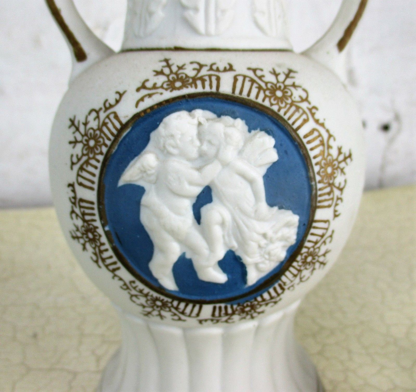 Vase  White Blue Jasperware Kissing Angels Cherub Putti Rare Handles Sweet 8.26" photo furniture