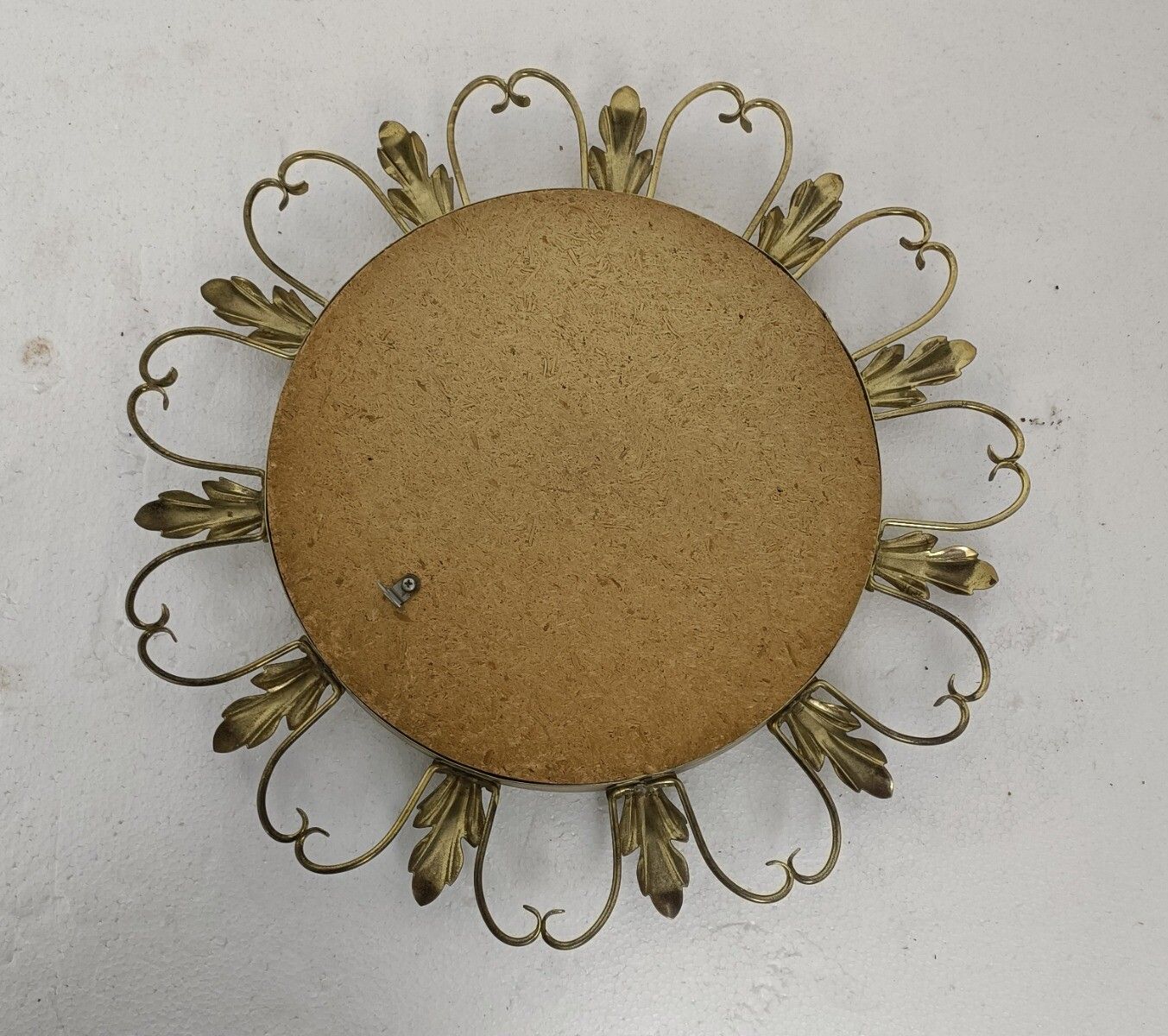 Retro Modernist Starburst Sunburst Metal Wall Convex Mirror Mid Century Leafs Re photo vinterior
