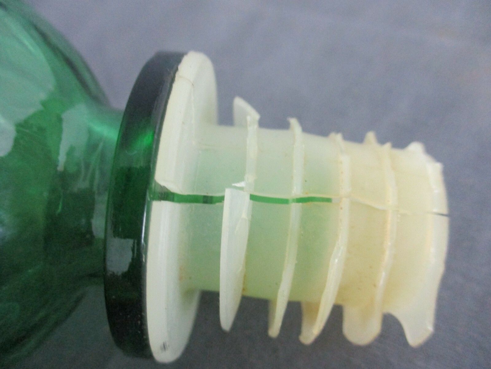 Empoli Art Glass Green Square Lidded  Decorative Bottle Italian Made Italy Retro photo 74.0