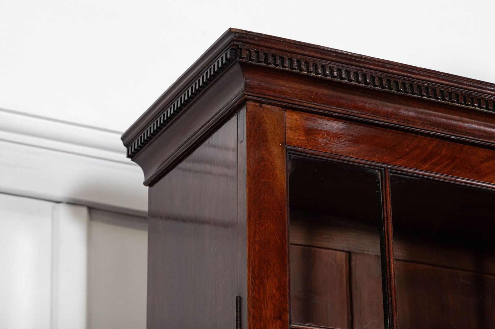 photo furniture Monumental George III English Mahogany Breakfront Library Bookcase