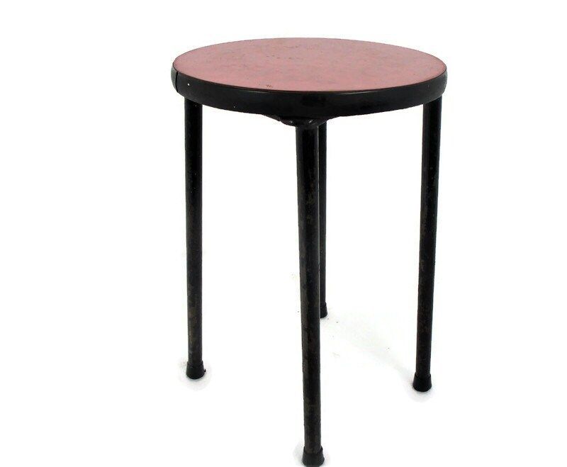 Small Retro Stool Chair Iron Legs Tabouret Crutch Plant Stand Pedestal Red Top