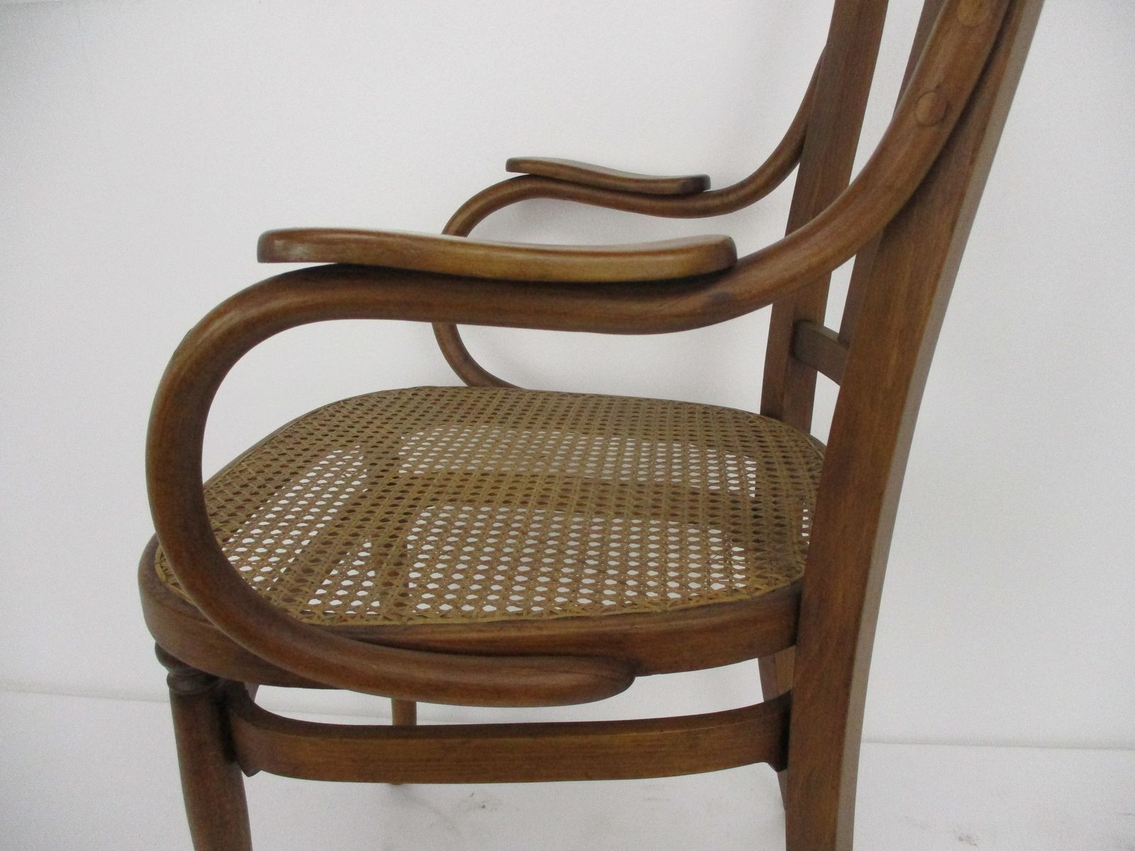 Thonet Style Loung Arm Chair Bistro Ice Cream Parlor Cane Rush Seating Plywood W photo vinterior