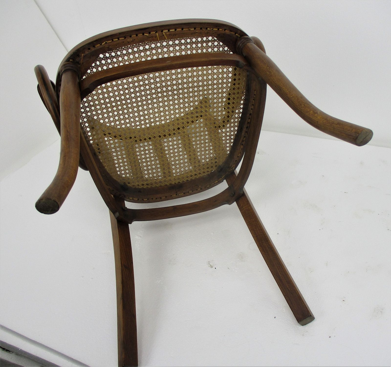photo furniture Thonet Style Loung Arm Chair Bistro Ice Cream Parlor Cane Rush Seating Plywood W