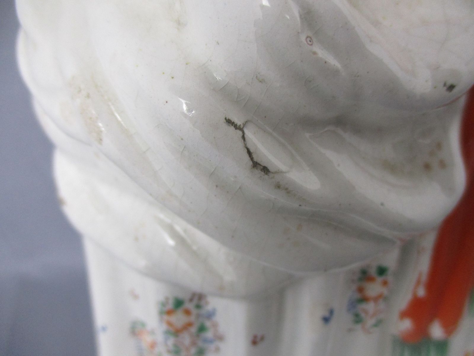 Staffordshire Earthenware Figurine Statue Lady Selling Pheasants Polychrome Anti photo Art